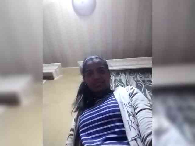 Royblackhot webcam