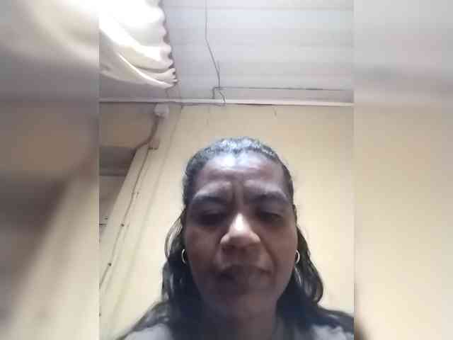 Royblackhot webcam