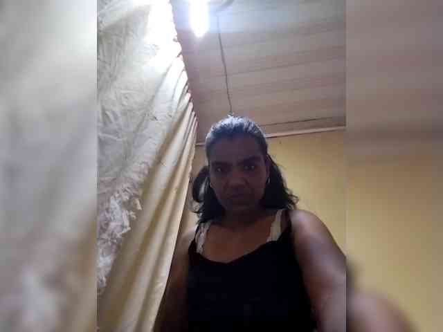 Royblackhot webcam