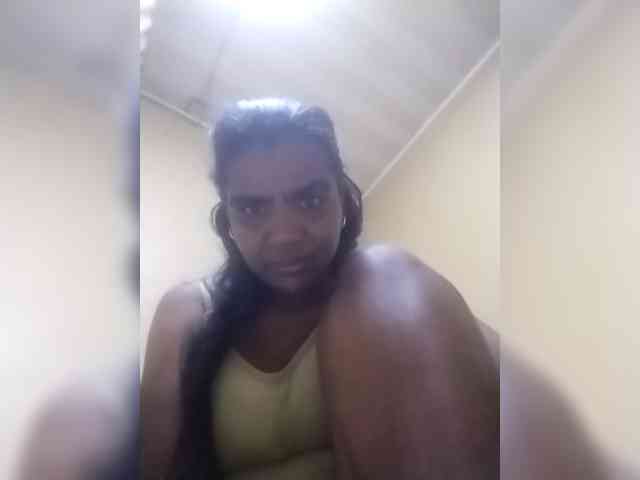 Royblackhot webcam