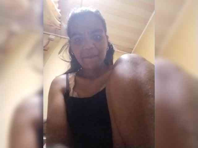 Royblackhot webcam
