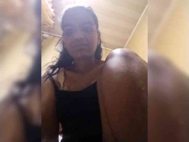 Royblackhot webcam