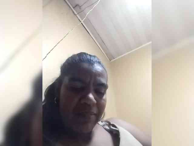 Royblackhot webcam