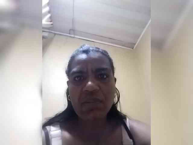 Royblackhot webcam