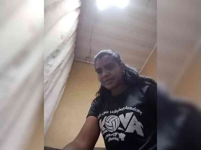 Royblackhot webcam