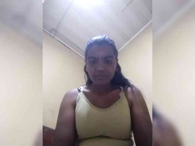 Royblackhot webcam