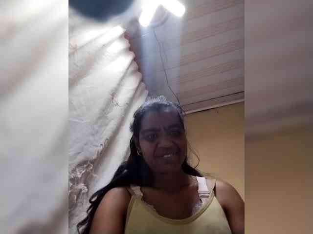 Royblackhot webcam