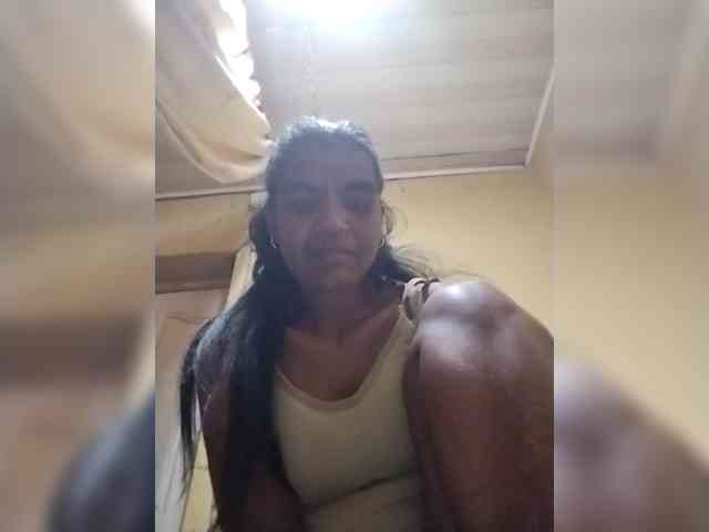 Royblackhot webcam
