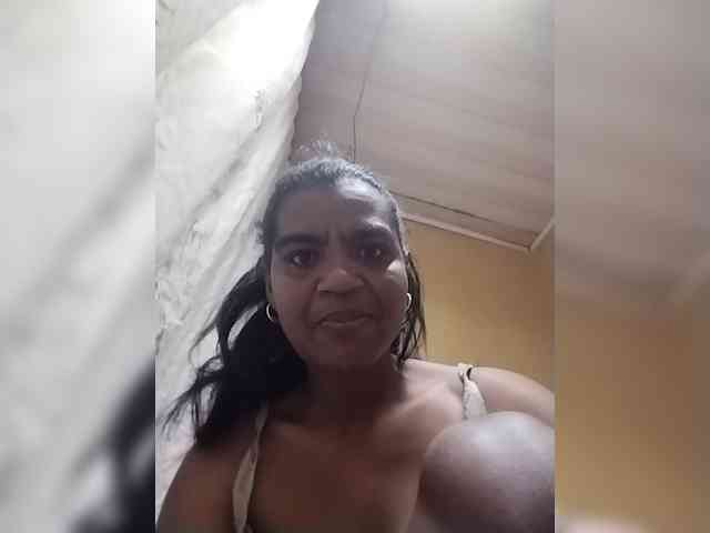 Royblackhot webcam