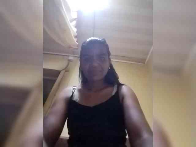 Royblackhot webcam