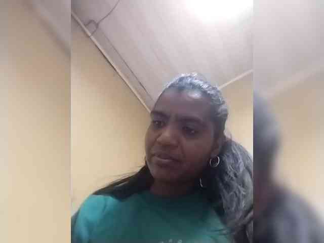 Royblackhot webcam