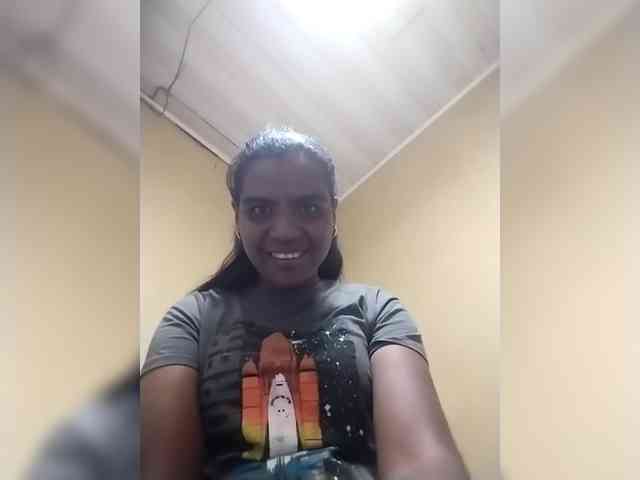 Royblackhot webcam