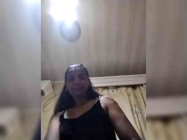 Royblackhot webcam