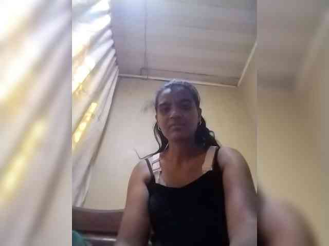 Royblackhot webcam