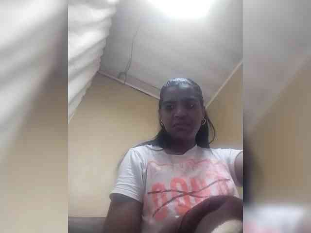 Royblackhot webcam