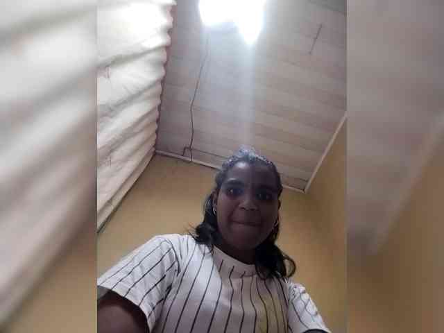 Royblackhot webcam
