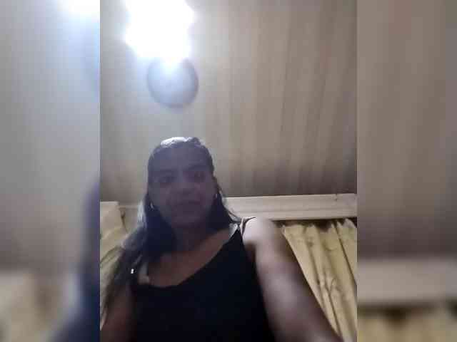 Royblackhot webcam