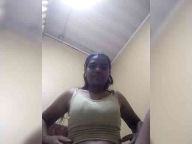 Royblackhot webcam