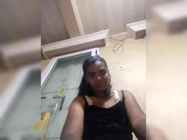 Royblackhot webcam