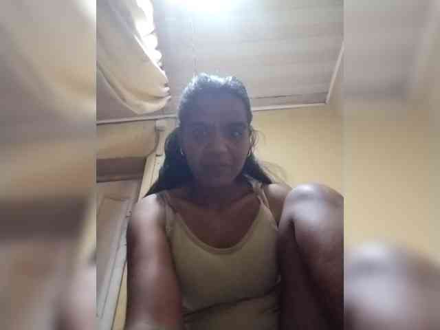 Royblackhot webcam