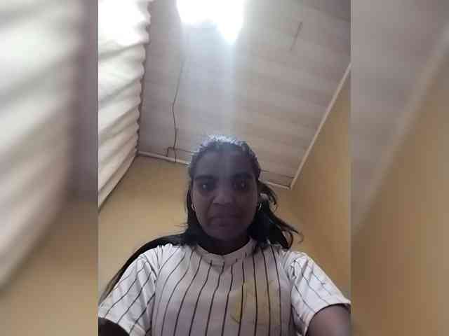 Royblackhot webcam