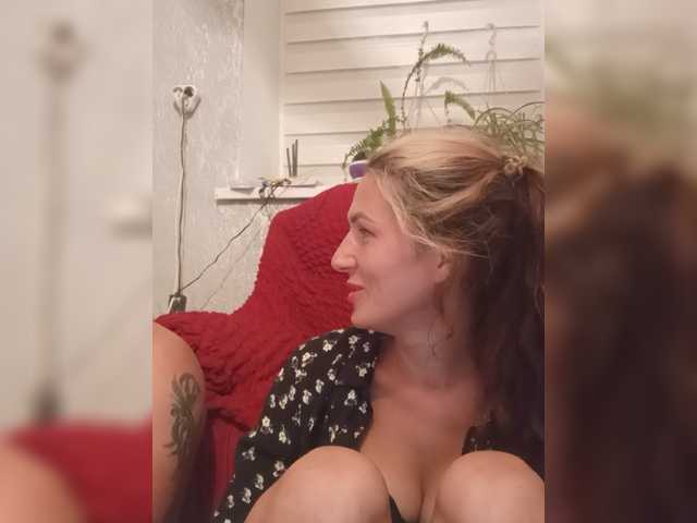 Lisa1989 Nude Live Sex Shows