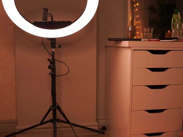 ChicaOra live cam on BongaCams
