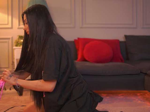 ChicaOra live webcam show