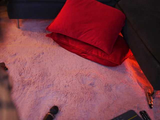 ChicaOra live webcam show
