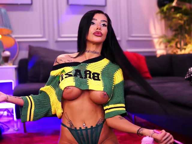 ChicaOra live cam on BongaCams