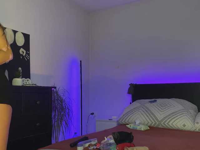 dalmatian-girl live cam on BongaCams