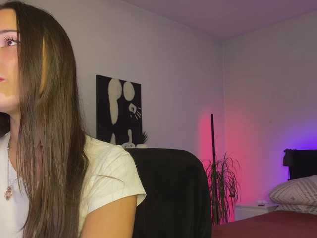 dalmatian-girl live webcam show