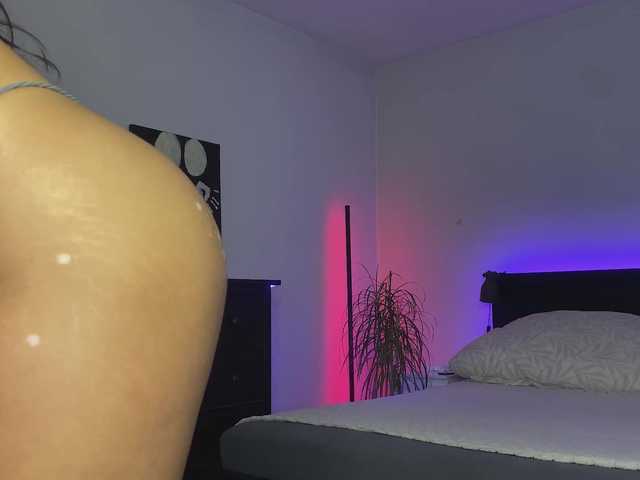 dalmatian-girl live webcam show