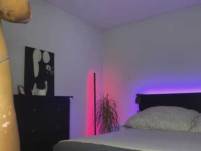 dalmatian-girl live cam on BongaCams