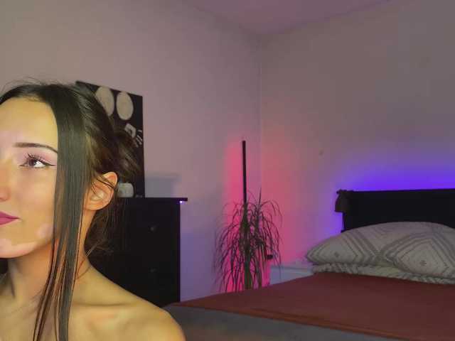 dalmatian-girl live webcam show