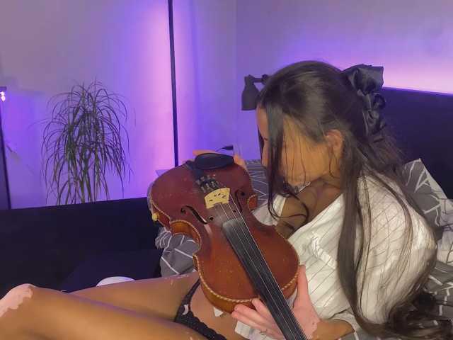 dalmatian-girl, en vivo ahora en BongaCams