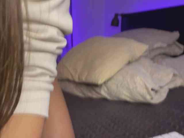 dalmatian-girl webcam