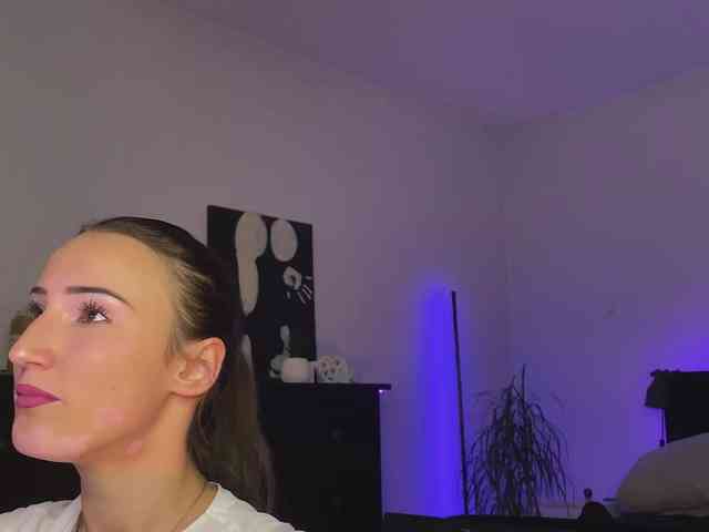 dalmatian-girl webcam