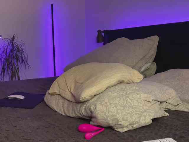 dalmatian-girl webcam