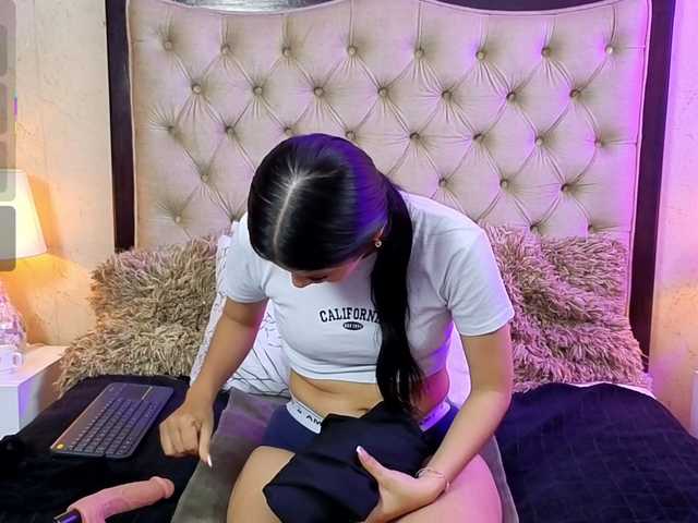 LiliOpal live cam on BongaCams