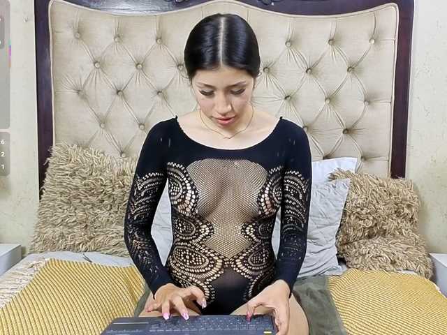 LiliOpal live cam preview