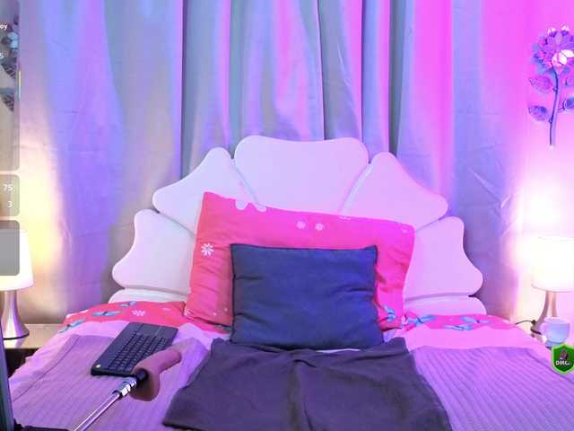 LiliOpal live cam on BongaCams