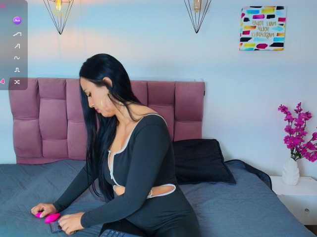 ValentinaJaramilloo live cam on BongaCams