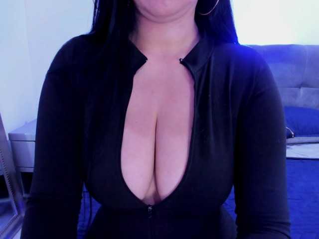 ValentinaJaramilloo live cam on BongaCams