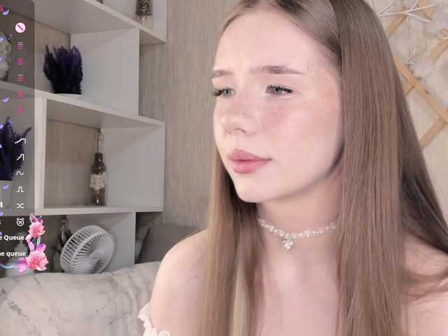 Mechanica live cam on BongaCams
