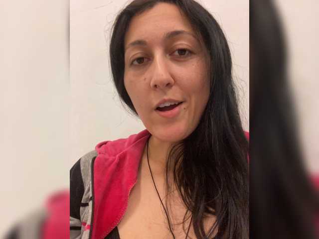 MiaTorres live cam on BongaCams