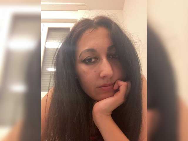 MiaTorres, live now on BongaCams