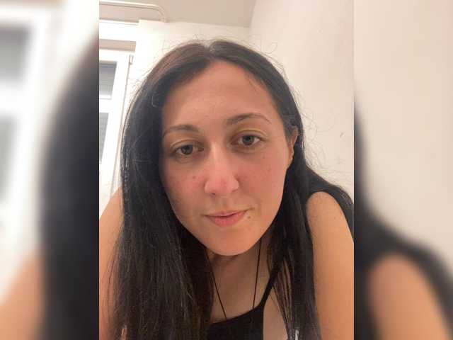 MiaTorres live cam on BongaCams