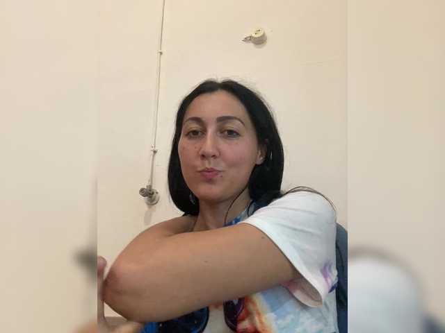 MiaTorres live cam on BongaCams