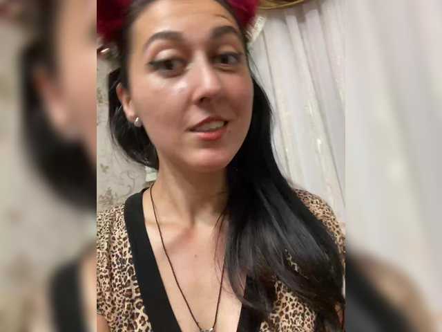 MiaTorres live cam on BongaCams